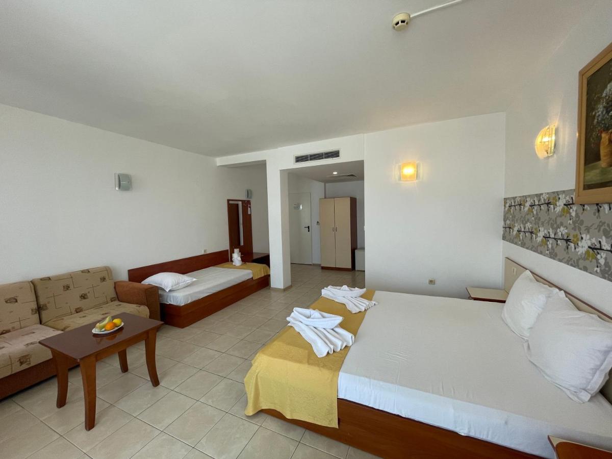 Hotel Onyx Kiten  Bagian luar foto