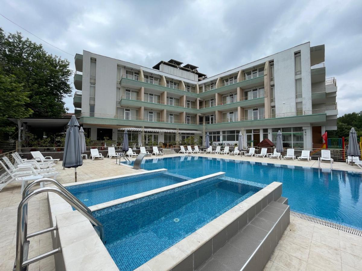 Hotel Onyx Kiten  Bagian luar foto