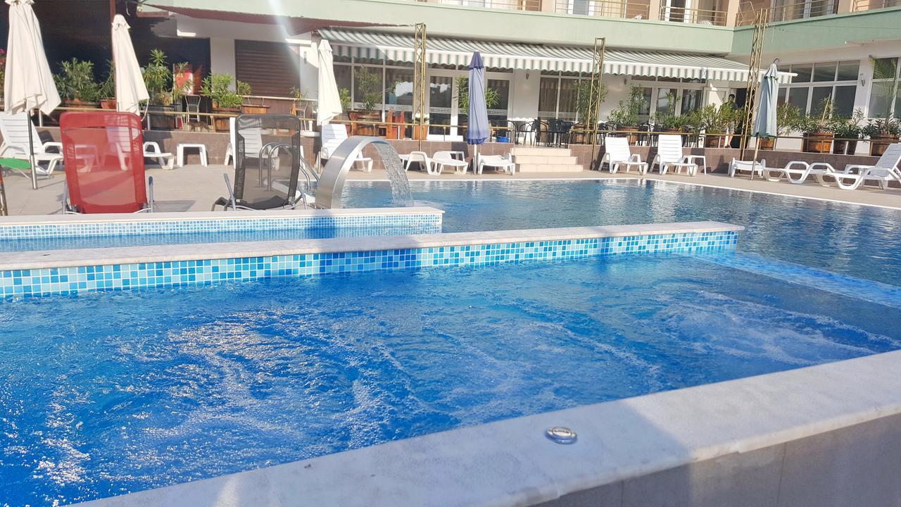 Hotel Onyx Kiten  Bagian luar foto